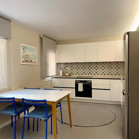 Carrerahouses Three Apartman *