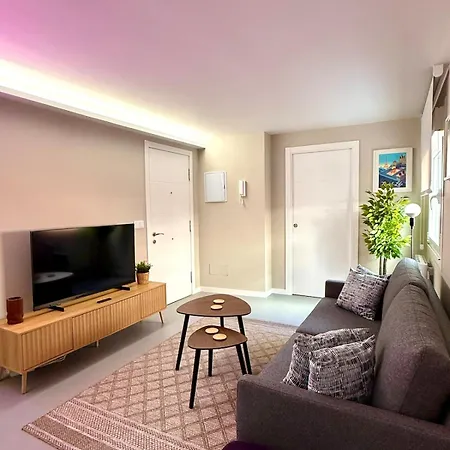 Carrerahouses Three Apartman *